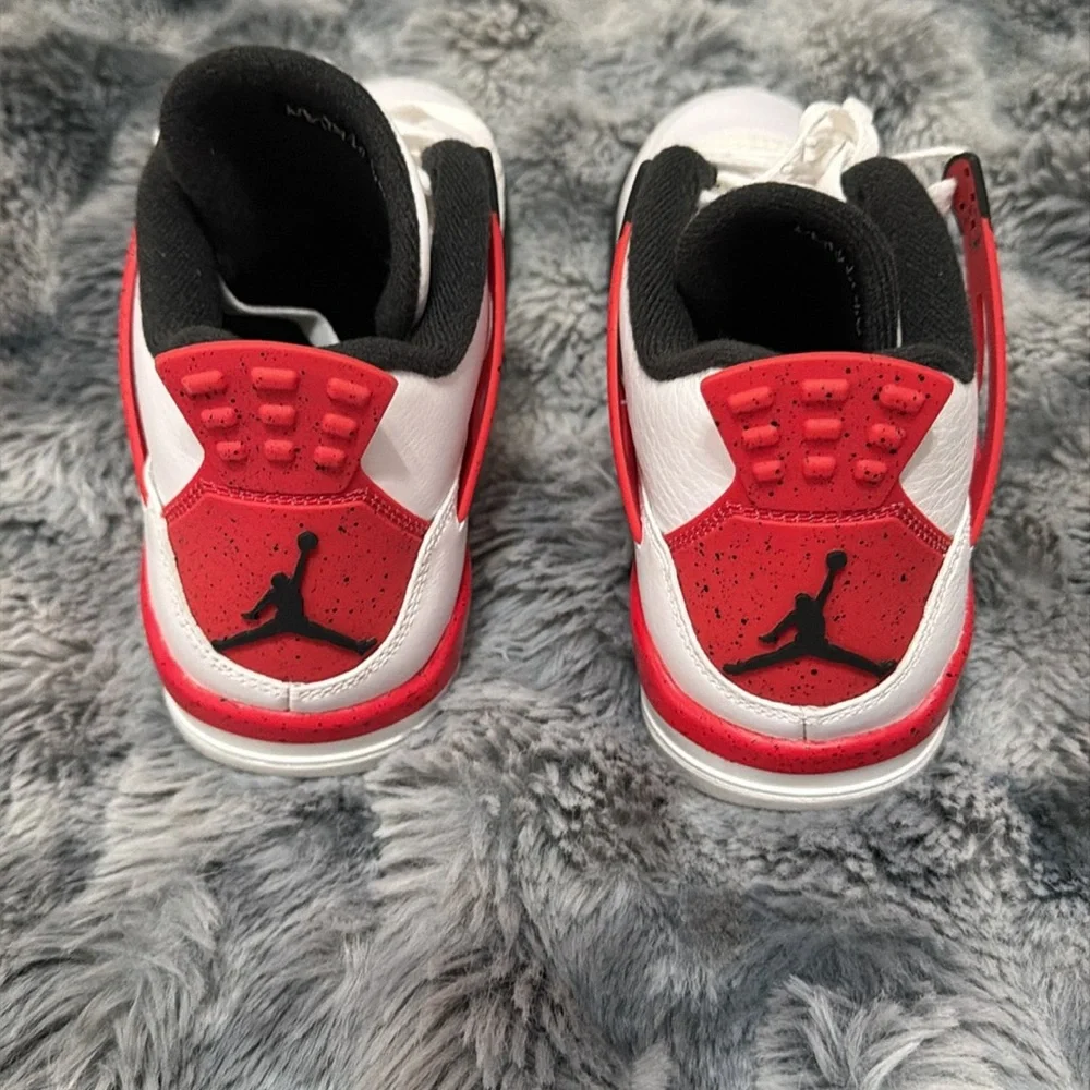 Jordan’s BRAND NEW SIZE 7Y